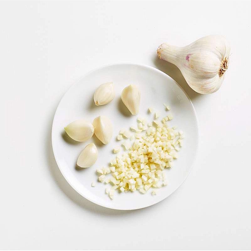 AJO TROCEADO 8/250g.