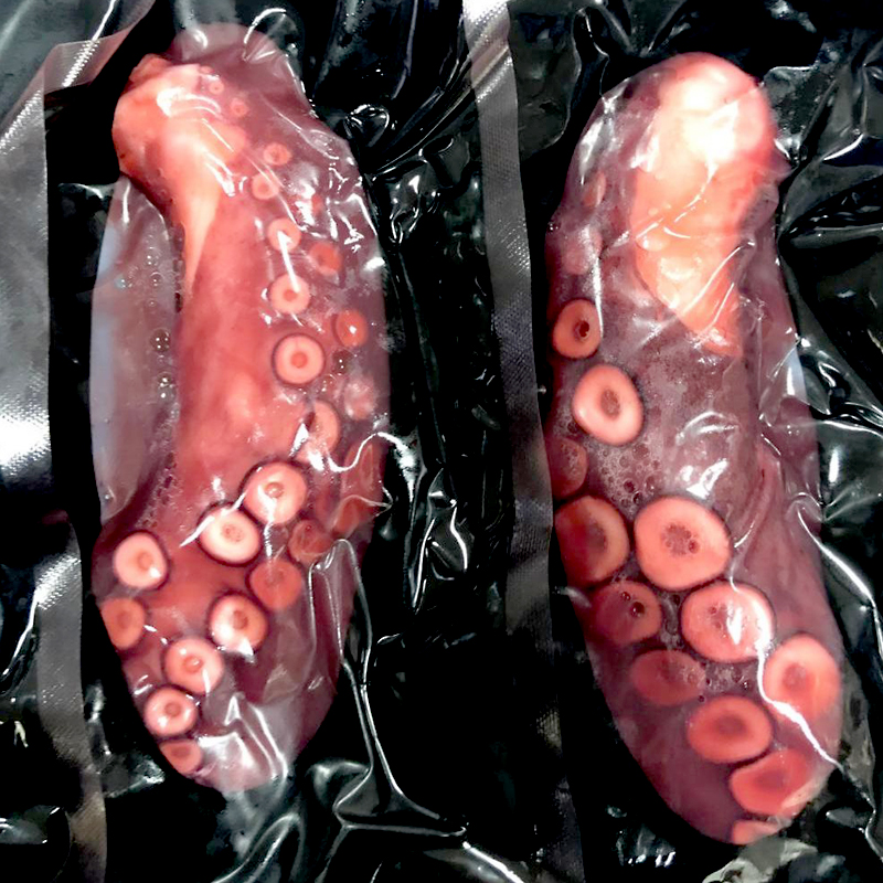 PULPO PATA COCIDA (en su jugo)14 B.al VACIO(200-300gr) 3.5Kg apx